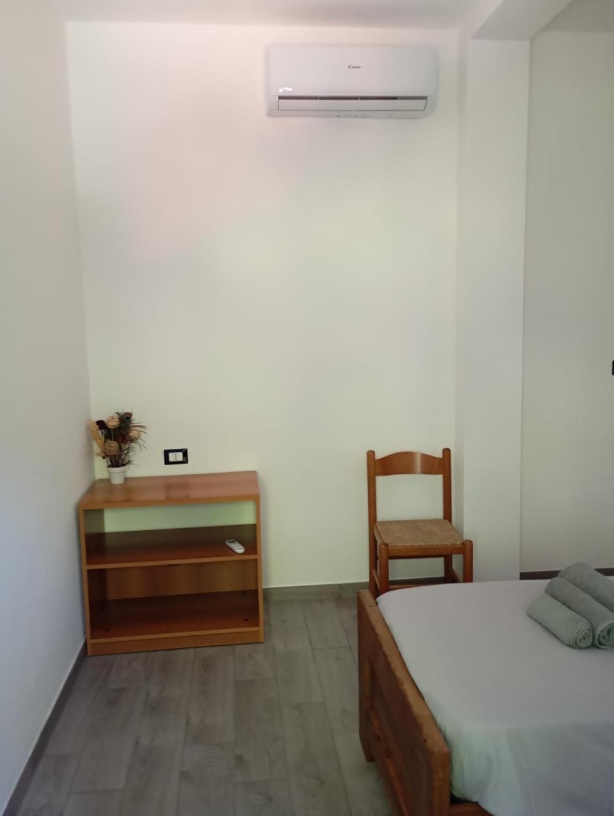Ligustro Home Laino Borgo Esterno foto