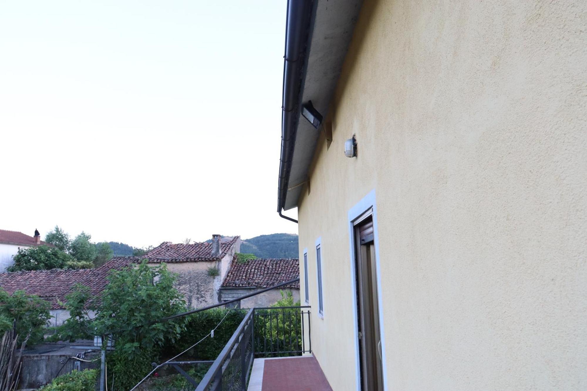 Ligustro Home Laino Borgo Esterno foto
